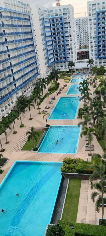 Rhm Sea Residences Condostaycation Moa,Smx Pasay Esterno foto