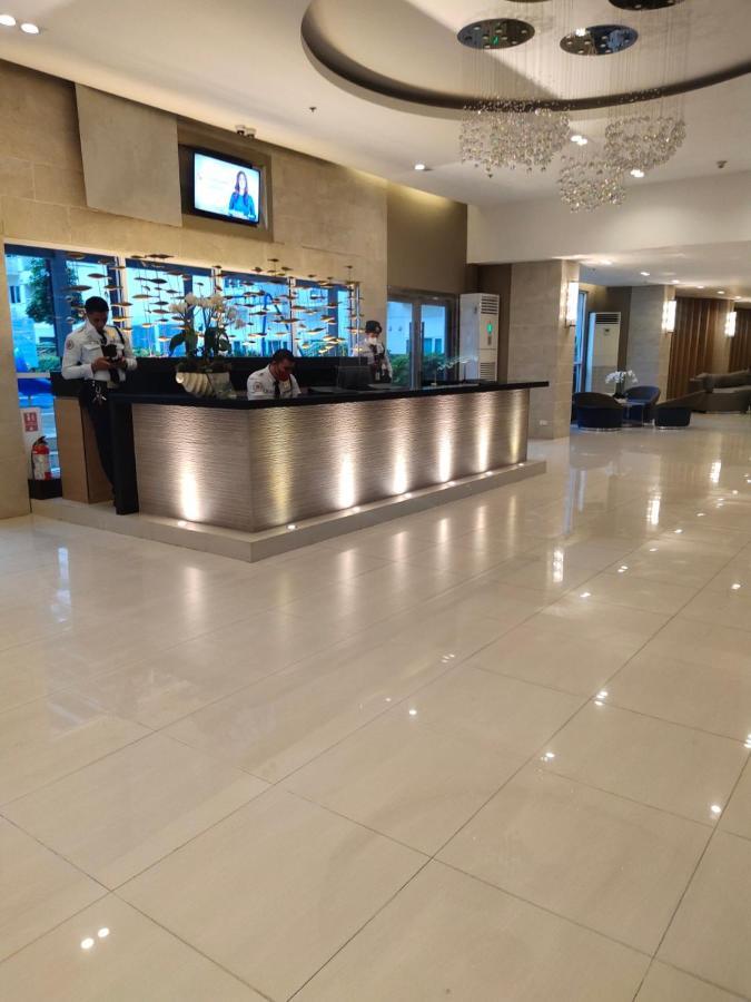 Rhm Sea Residences Condostaycation Moa,Smx Pasay Esterno foto